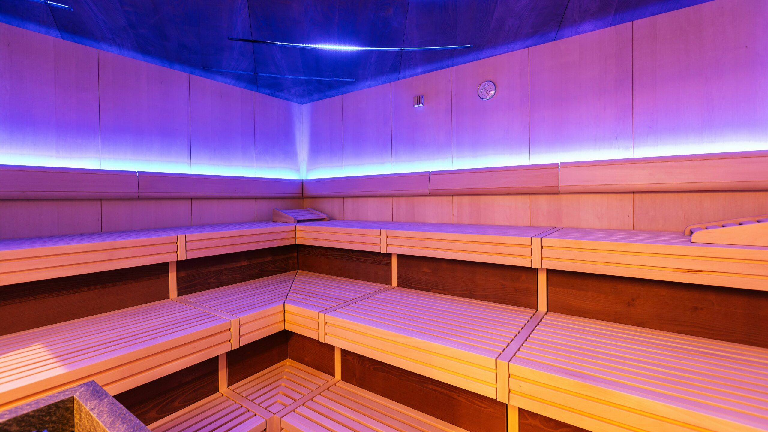 Hotel Sonnengarten, Bad Wörishofen, Sauna, blau beleuchtet